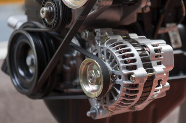 What's the Difference Between an Alternator & Starter?